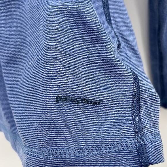Patagonia Women's Capilene 1/4 Zip Pullover - Blue - Small - Picture 2 of 6